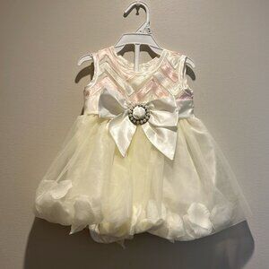 Bubble petal dress